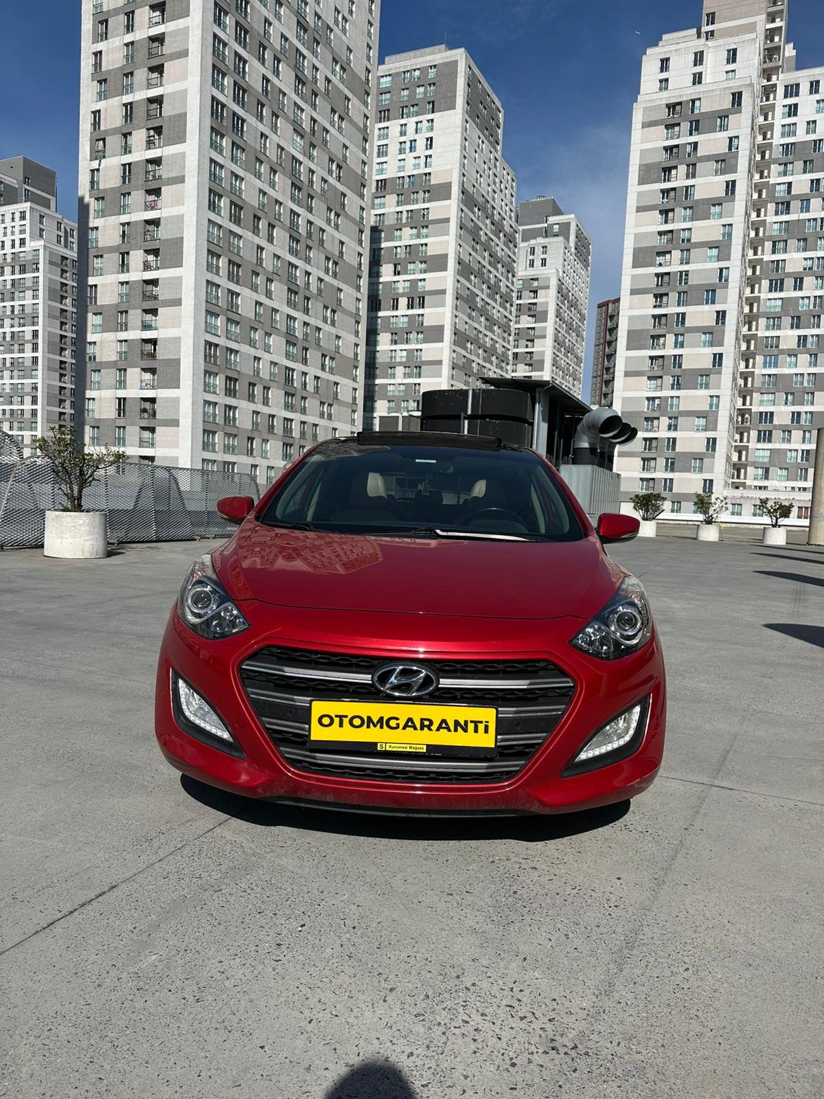HYUNDAİ İ 30 300 BİN TL PEŞİNAT İLE 36 AY SENET İMKANI